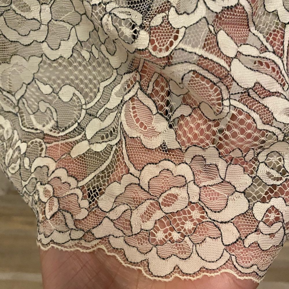 Sandro Paris lace detailed dress, XS - Picture 4 of 10